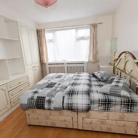 Oak Avenue Home 크로이던 외부 사진